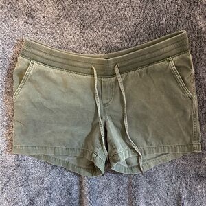 GAP Sage Green Women's Cargo Shorts